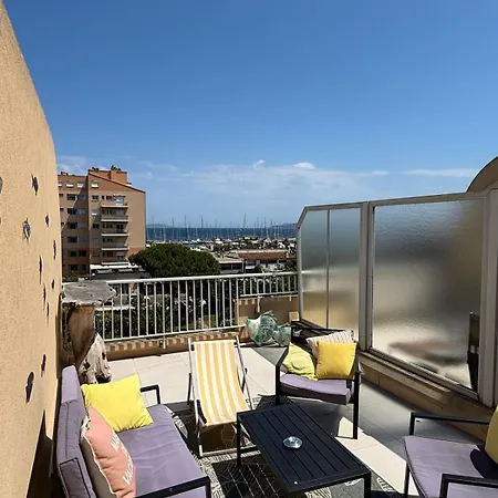 La Marine Hyères, Sea-view Duplex