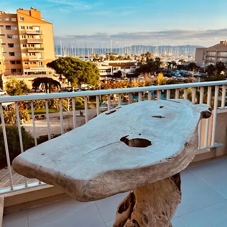 La Marine Hyères, Sea-view Duplex Hyères